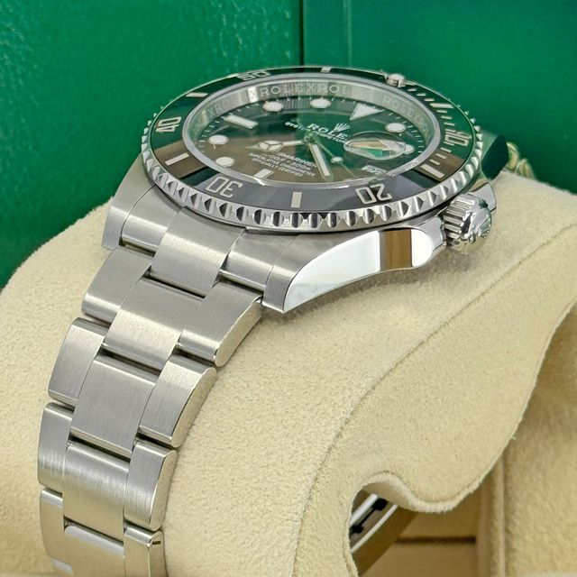 Rolex Submariner 126610 LN Image 7
